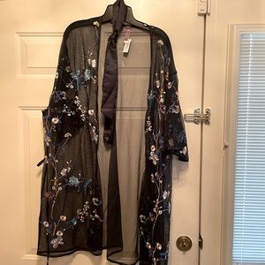 Adore Me Embroidered Robe NWT